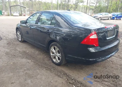 2012 Ford Fusion Se z USA, uszkodzony, nr VIN 3FAHP0HA4CR307046
